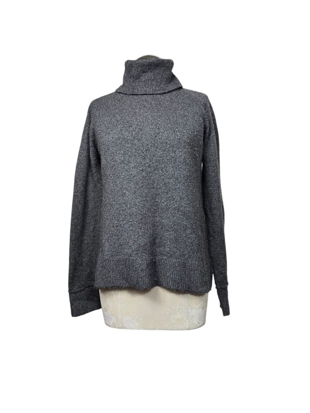 Tahari Gray Pullover Turtleneck Sweater M